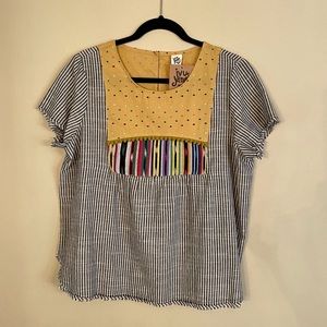 ivy jane  Blouse NWT Very Detailed Size M